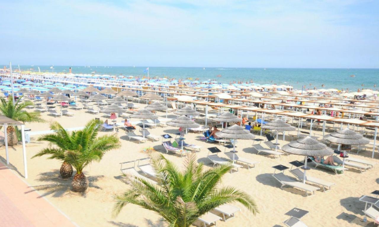 Mehari Rimini - Family Hotel Exterior foto